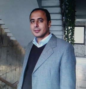 الناقد الأدبي د. شحاتة الحو