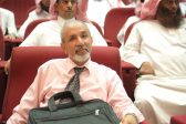 عضو المجمع أ.د. عباس السوسوة يرأس مناقشة رسالة ماجستير في اللغويات بجامعة الملك خالد