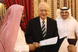 مجمع اللغة بمكة يستضيف الدكتور محمود فهمي حجازي وحديث عن ” اتجاهات السياسة اللغوية “